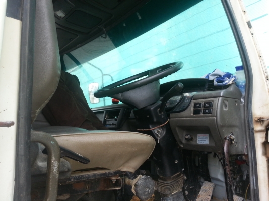 NISSAN DIESEL 10 ล้อโม่ปูน