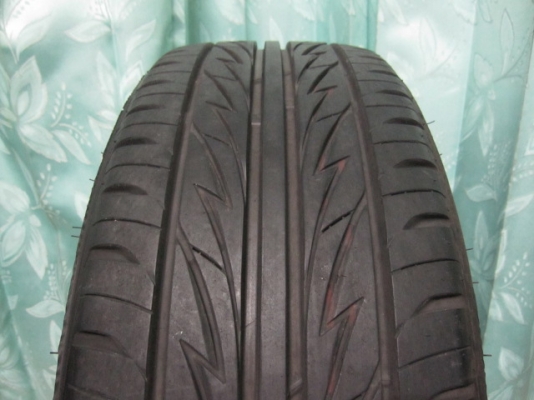 ขายล้อแม็ก TE37 ขอบ17 สีเทา หน้า 8 หลัง 9 พร้อมยางบริสโตนปลายปี 12