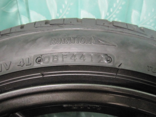 ขายล้อแม็ก TE37 ขอบ17 สีเทา หน้า 8 หลัง 9 พร้อมยางบริสโตนปลายปี 12