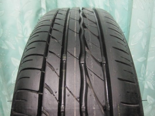 ขายล้อแม็ก Totayo Altis พร้อมยางป้ายแดง Bridgestone ยังมีเส้นหน้ายางอยู่เลย