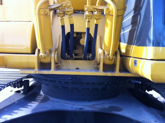 ขายรถแบคโฮ PC200-6 KOMATSU รถสวย สภาพพร้อมใช้งาน ไม่เคยผ่านการใช้งานในไทย