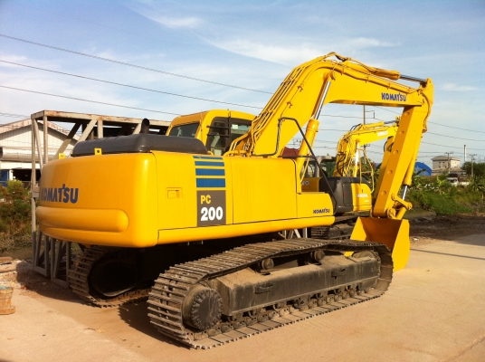 ขายรถแบคโฮ PC200-6 KOMATSU รถสวย สภาพพร้อมใช้งาน ไม่เคยผ่านการใช้งานในไทย