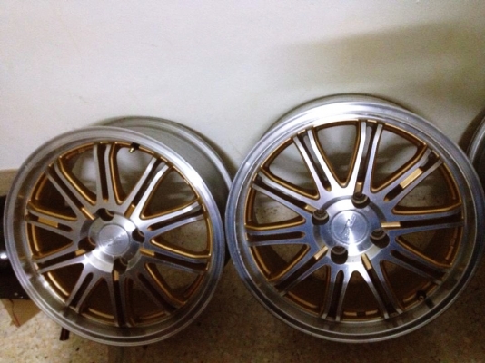 ขายแม็กcoupe racing ขอบ15 4รู100