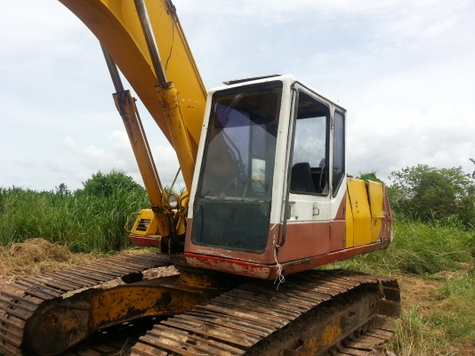 ขายด่วน หัวเก๋งKOMATSU PC200-5 ตัดพรุ้งนี้ครับ