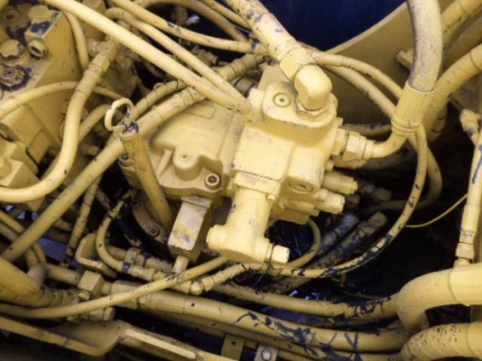 ขายรถแบคโฮ KOBELCO SK120-1(มาร์คทรี) นำเข้าจากญิ่ปุ่นสภาพรถ 95\% เอกสารอินวอย ไม่เคยผ่านการใช้งานในไทย