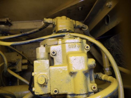 ขายรถแบคโฮ KOBELCO SK120-1(มาร์คทรี) นำเข้าจากญิ่ปุ่นสภาพรถ 95\% เอกสารอินวอย ไม่เคยผ่านการใช้งานในไทย