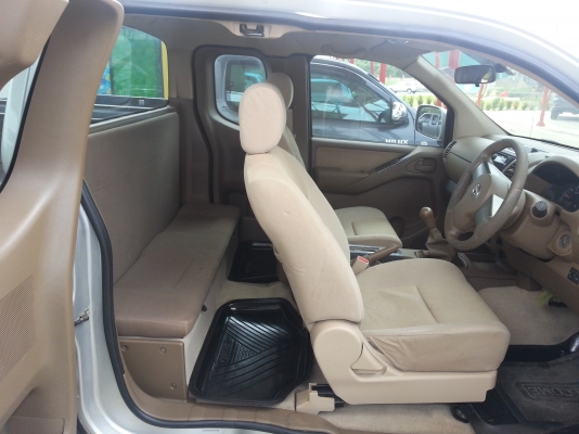 ฟรีดาวส์ NAVARA CAB ฟรีดาวส์ NAVARA CAB