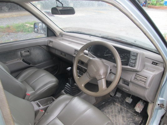 ISUZU  TFR  มังกรทอง  หน้าหนู