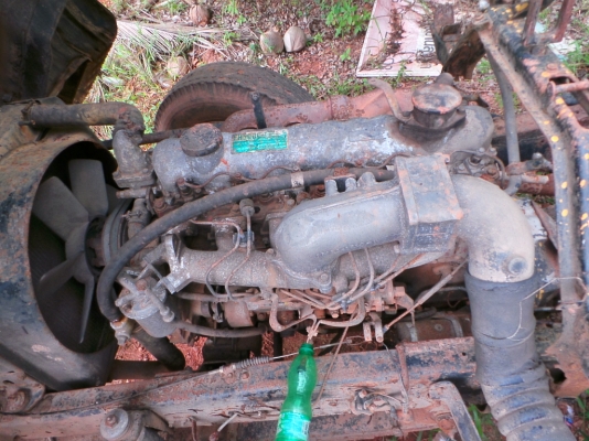 HINO FD หกล้อ ขายตามสภาพ ไม่มีเล่มทะเบียน HINO FD หกล้อ ขายตามสภาพ ไม่มีเล่มทะเบียน