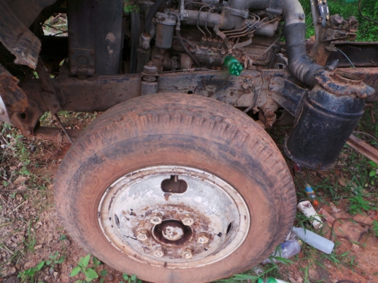 HINO FD หกล้อ ขายตามสภาพ ไม่มีเล่มทะเบียน HINO FD หกล้อ ขายตามสภาพ ไม่มีเล่มทะเบียน