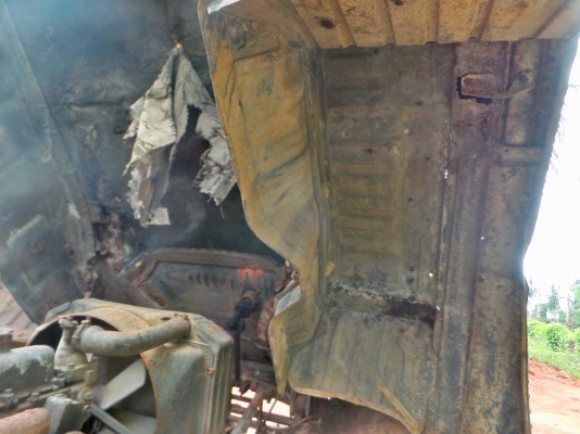 HINO FD หกล้อ ขายตามสภาพ ไม่มีเล่มทะเบียน HINO FD หกล้อ ขายตามสภาพ ไม่มีเล่มทะเบียน