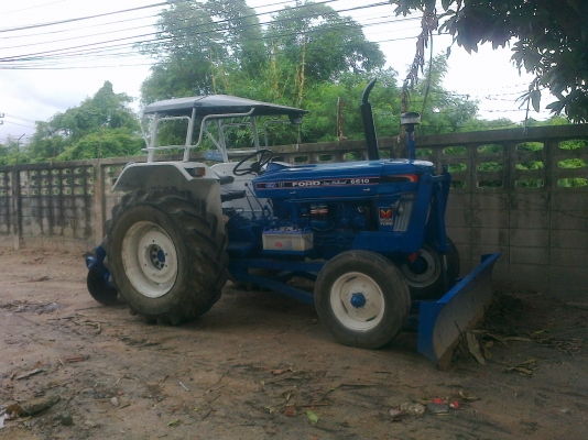 ขายฟอร์ด6600 T5 แท้เสื้อเรียบ พร้อมอุปกรณ์3 ชิ้น