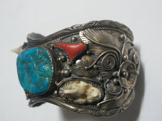 ขาย ข้อมือ เงิน 92.5 เปอร์เซ็นต์ ขาย ข้อมือ เงิน 92.5 เปอร์เซ็นต์