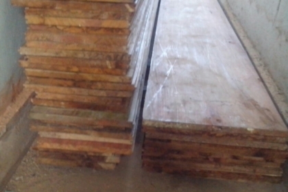 ไม้เต็ง2*2 +ไม้มะค่าหน้า 11 -15 นิ้ว +ไม้แดง