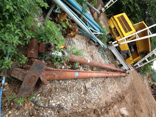 กระบอกไฮดรอลิกยาว6เมตรกระบอก4นิ้วแกน3นิ้วมี2กระบอก