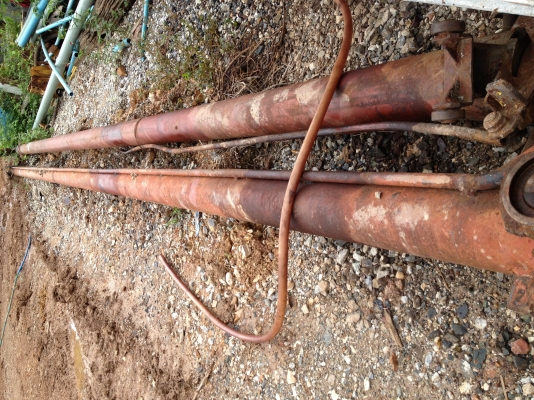 กระบอกไฮดรอลิกยาว6เมตรกระบอก4นิ้วแกน3นิ้วมี2กระบอก