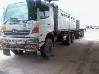 ขายรถ 22 ล้อพ่วงแม่-ลูกดัมพ์ HINO MEGA 320 ปี 2549 ลูกพ่วง 3 คานแท้ดัมพ์กระบะเหล็กอู่พระลานคอกเสมอหัว ราคา 2800000 ต่อรองได้