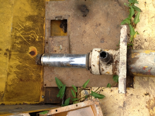 กระบอกไฮดรอลิก5นิ้วแกน4น้ิวยาว2.5เมตร