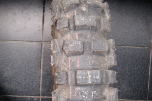 ขาย ยางวิบาก 80-100 /14 ใช้งานเดียวดอกเต็มราคาพร้อมส่ง