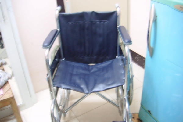 ขาย รถเข็นคนป่วย เหมือนใหม่