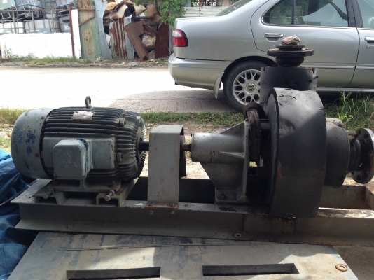 ( ลดราคาครับ )ขายปั้มน้ำขนาดใหญ่ ใบพัดทองเหลือง ใช้มอเตอร์ mitsubishi 20 HP. 1400 RPM. 380 V สภาพดี พร้อมใช้งาน