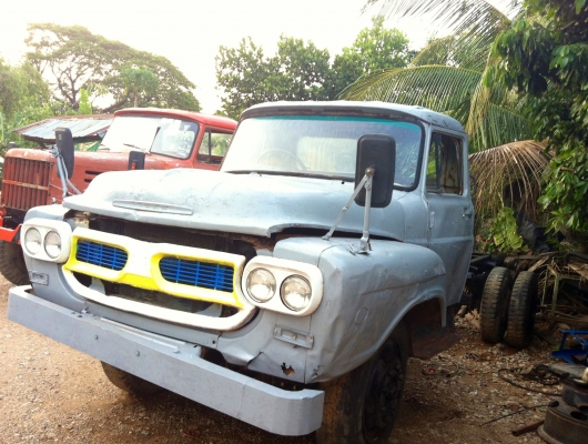 ด่วน ขายรถบรรทุก 6 ล้อ ราคา180,000