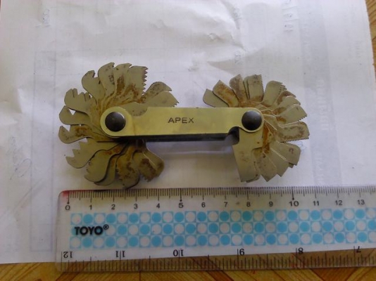 หวีวัดเกลียววัดได้ทั้งแบบ มม.และ นิ้ว มีตั้งแต่เล็กละเอียดสุดจนถึง ใหญ่สุด