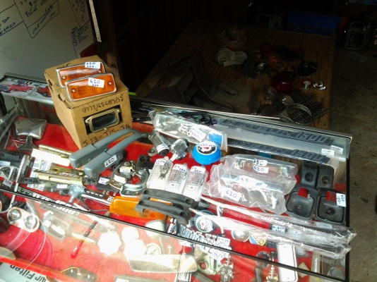 ขายอะไหล่รฤกะบะรุ่นเก่าคลาสสิคหลายรายการสนใจชิ้นไหนคลิก!เข้าไปดูได้เลยอะไหล่ทุกชิ้นสต็อกของอยู่ที่ร้าน  DATSUN  TOYOTA  ISUZU MAZDAฤาไม่มีชิ้นไหนให้ระบุว่าต้องการอะไรสามารฤจัดหาให้ได้เลย