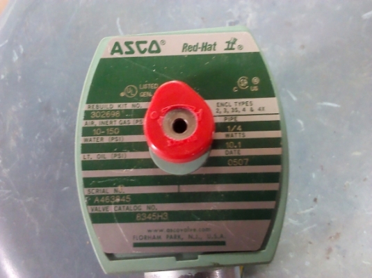 โซลินอยด์วาล์ว เข้า 1 ออกได้ 3 ช่อง ขนาด 1/4นิ้ว 110V.ไม่ใช้ก็ปิดได้ ประหยัด