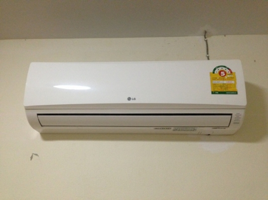 ขายแอร์ 9,000บีทียู ราคาถูก