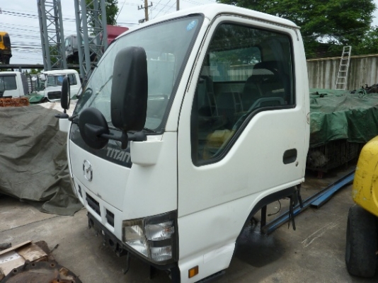 หัวเก๋ง ISUZU NKR ตาเพชร D863