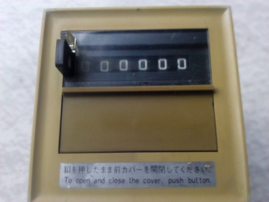 ตัวนับจำนวนชิ้นงาน พร้อมส้่งตัดการทำงานได้ด้วยเมื่อถึงจำนวนที่ตั้งเอาไว้(มีVDO ให้ดูตังอย่าง)