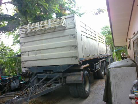 ขายรถบรรทุกสิบล้อดั๊มพ์ HINO mega 320 แรง ด.เหล็กข้างเรียบ ลูก 3 คานแท้ยาว 6.80 เมตร