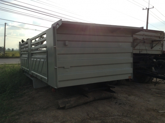 ขายกระบะดั้มสามมิตรลอนเฉียง