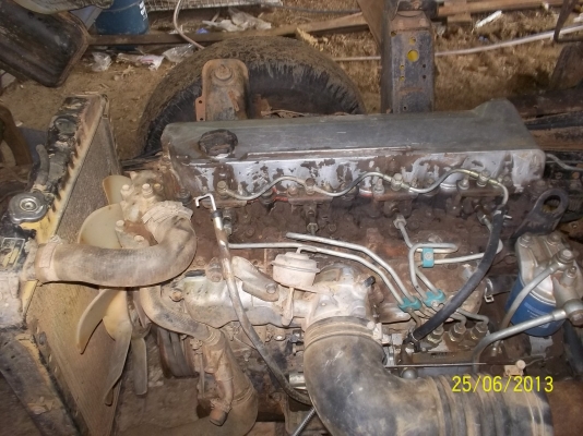 ขาย6ล้อดั๊ม   NPR   เครื่อง   120แรง  ฝาขาว