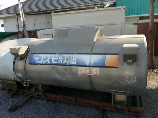 ขายด่วนแท้งน้ำมัน 2000 ลิตร พร้อมหัวเติม