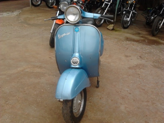 ((ลูกค้าฝากขาย )) เวสป้า 150   สักคัน  ราคาเบาๆ มีทะเบียน