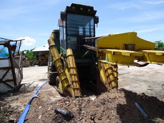 รถตัดอ้อย ออสท๊อปถูกมาก  ลดราคาแล้วนะคับ