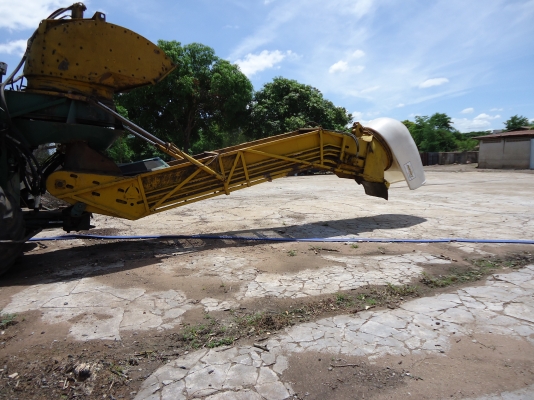 รถตัดอ้อย ออสท๊อปถูกมาก  ลดราคาแล้วนะคับ