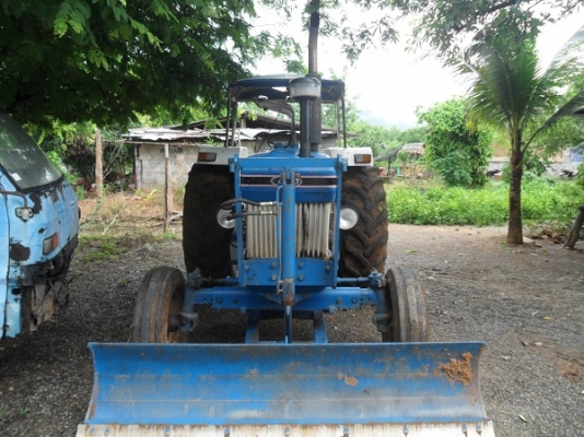 ฝากขาย รถไถฟอร์ด 6610 เพลาเดียว รุ่นปั้มเหลี่ยม พร้อมอุปกรณ์ รถห้างแองโกลไทย สีเดิมๆ