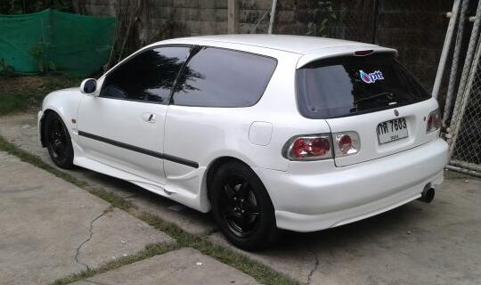 ด่วน..Civic3ประตูV-TECH(D15B)น้ำมัน+NGVเกียร์Autoภายในตัวนอกสีสวยชุดแต่งเต็มลำแม็ก15"(พร้อมขับส่ง)