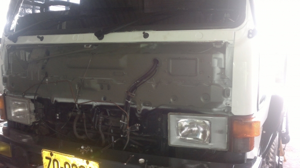 รถ10ล้อตู้ fuso 195
