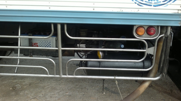 รถ10ล้อตู้ fuso 195