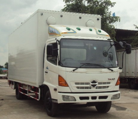 Hino  FC4J