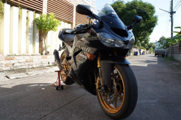 ขายzx10r 04-05 แต่งเตม สพมแล้ว