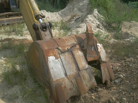 ขายแบ็คโฮโกเบโก มาร์คที 220 มี 2 ตัว เครื่องเดิมๆราคา 700000 ต่อรองได้อีก สภาพสวยพร้อมใช้งาน ขายแบ็คโฮโกเบโก มาร์คที 220 มี 2 ตัว เครื่องเดิมๆราคา 700000 ต่อรองได้อีก สภาพสวยพร้อมใช้งาน