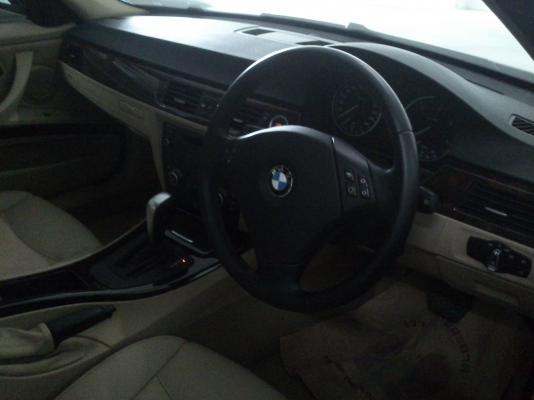 BMW 320 d วิ่งน้อย จัดไฟแนนซ์ได้