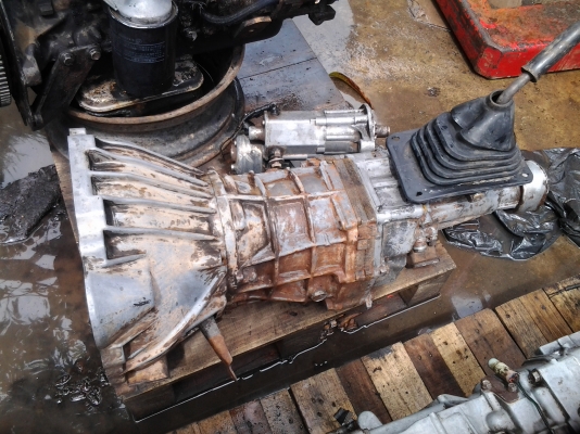 ลดราคาพิเศษ เลือเพียง 4,000.- เท่านั้น ขายเกียร์ธรรมดา ฮีโร่ 6,000 บาท ลดราคาพิเศษ เลือเพียง 4,000.- เท่านั้น ขายเกียร์ธรรมดา ฮีโร่ 6,000 บาท