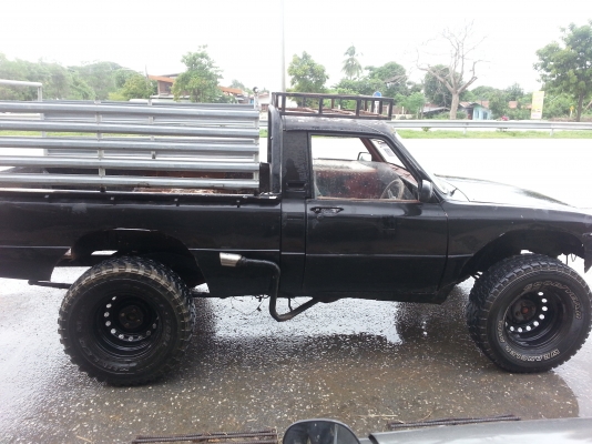 ขายเจ้าพ่อMazda 1000 LPG ล้อโต 35000