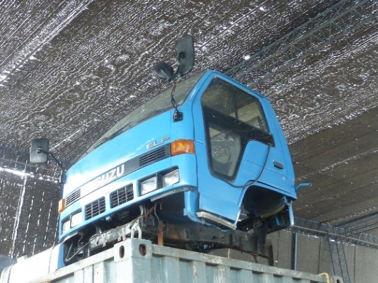 หัวเก๋ง ISUZU NKR 4 ตา D845